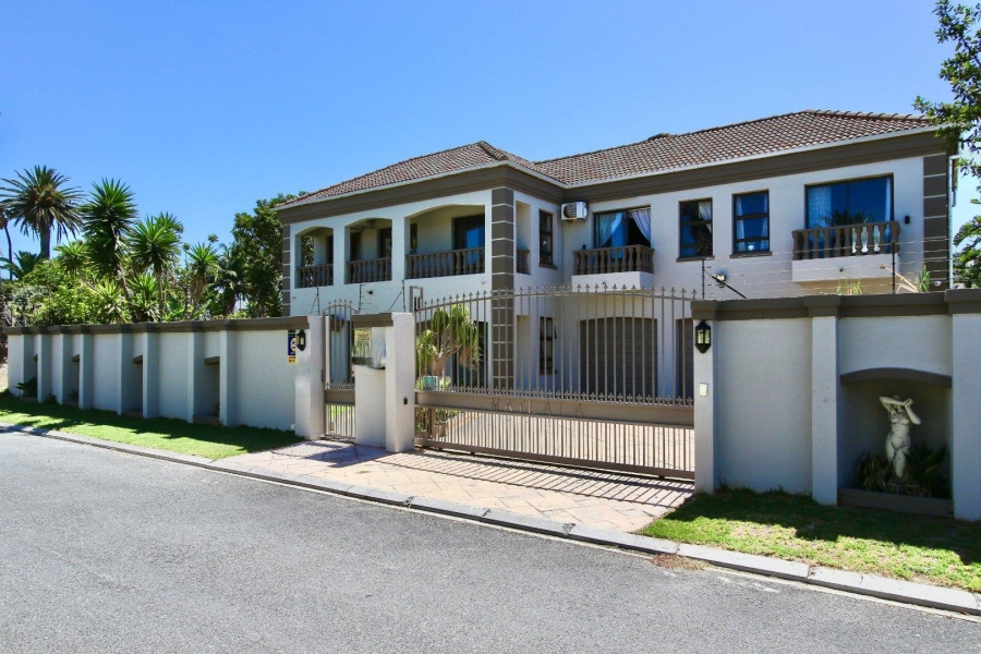 6 Bedroom Property for Sale in Sunset Beach Western Cape